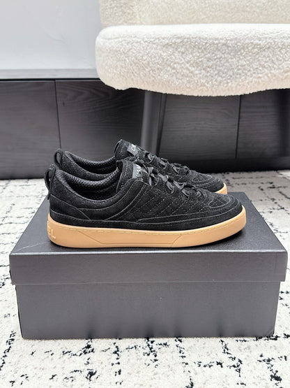 C-Sneakers