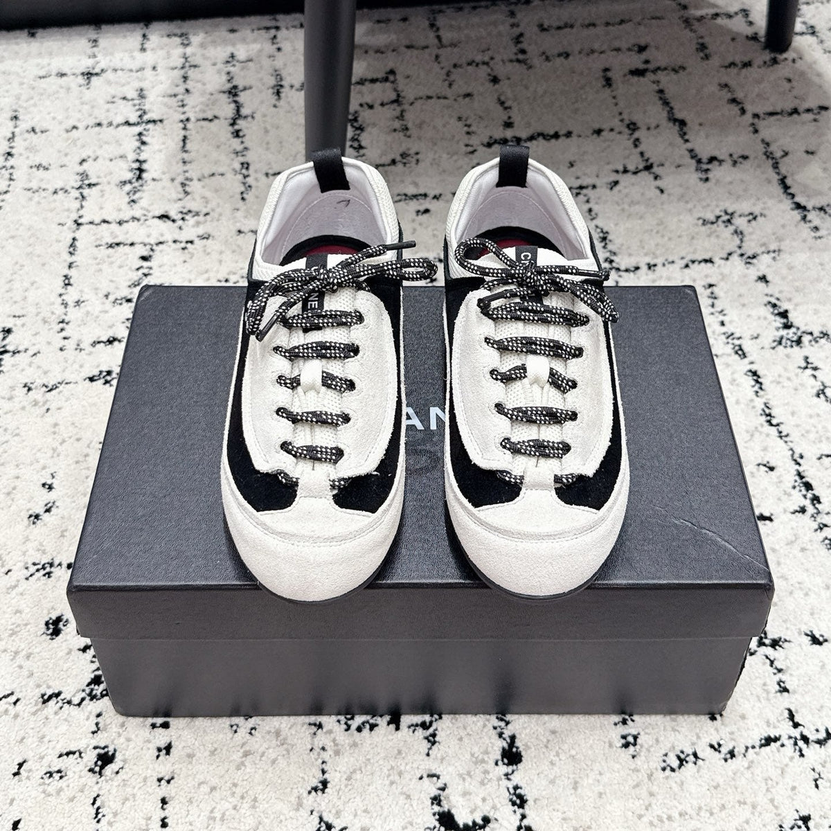 C-Sneakers