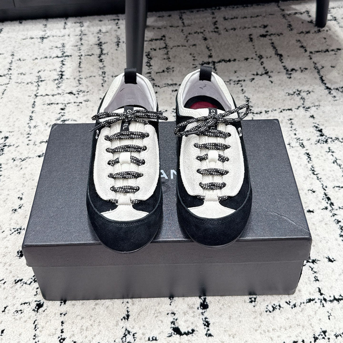 C-Sneakers