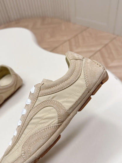 P-Sneakers