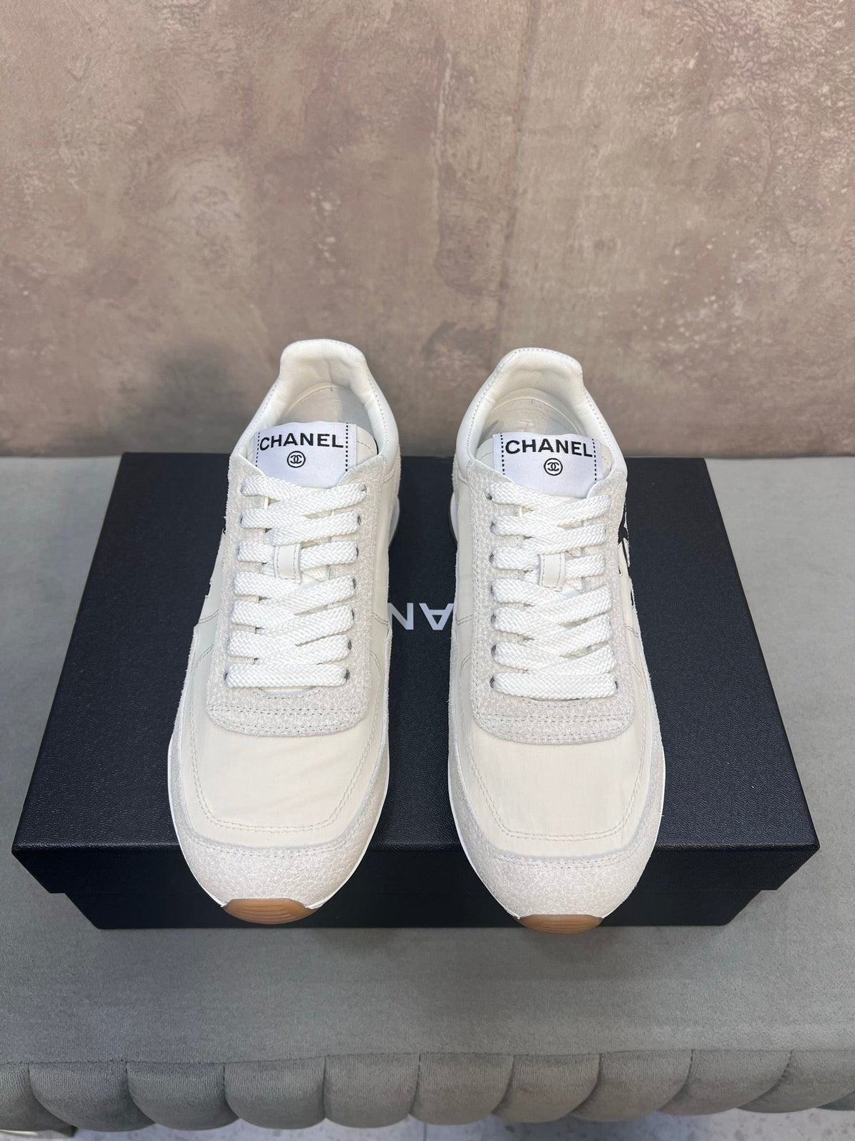 C-Sneakers