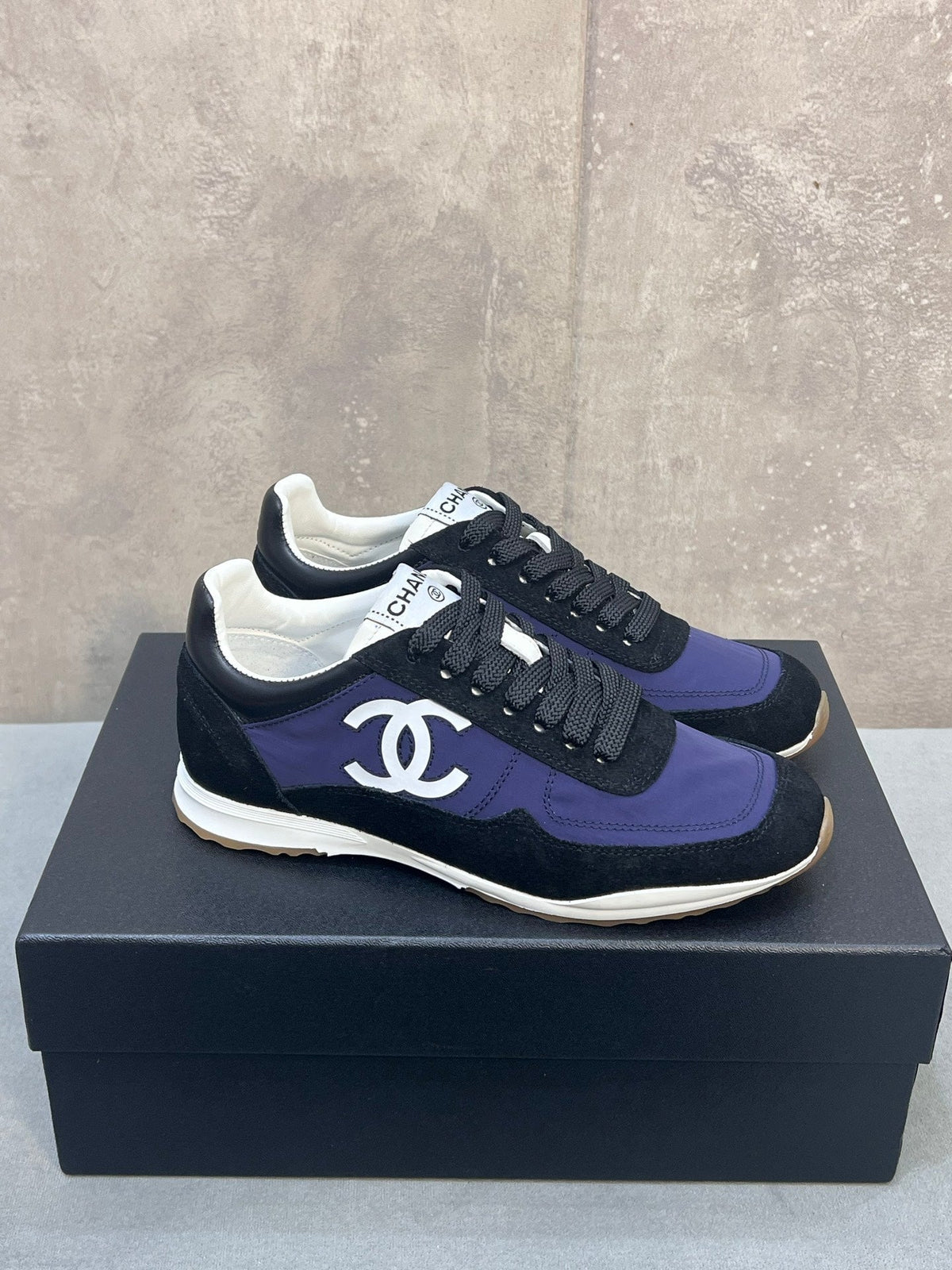 C-Sneakers