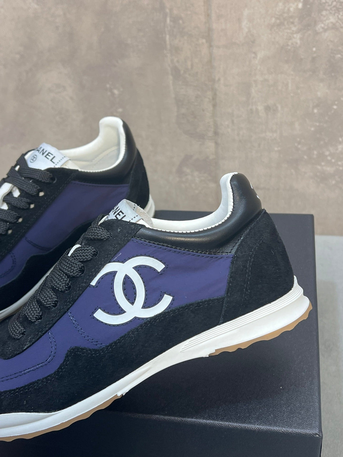 C-Sneakers