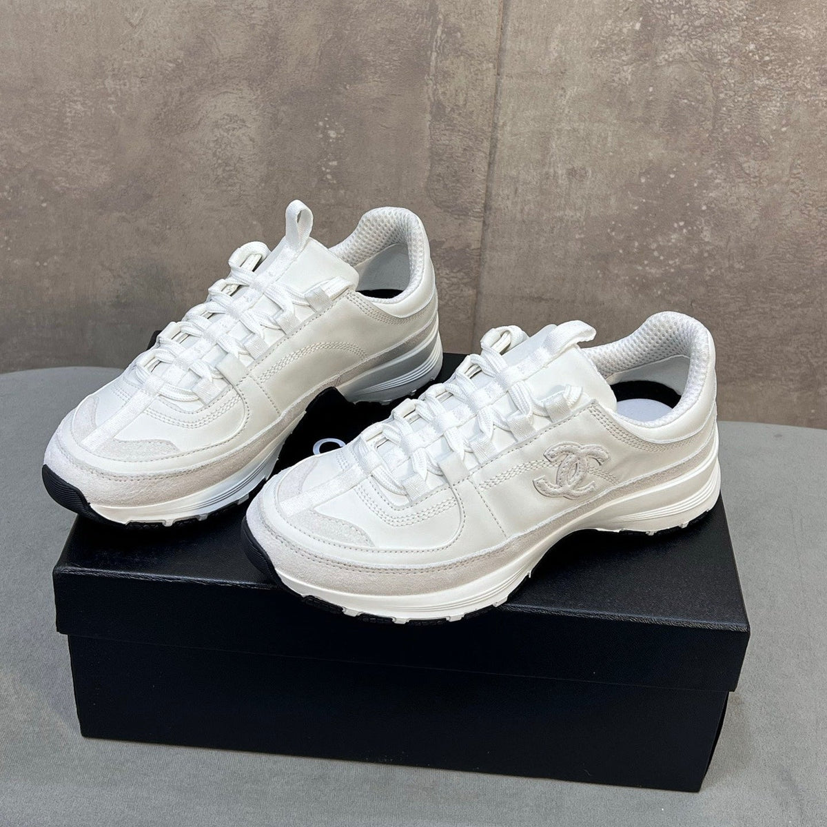 C-Sneakers