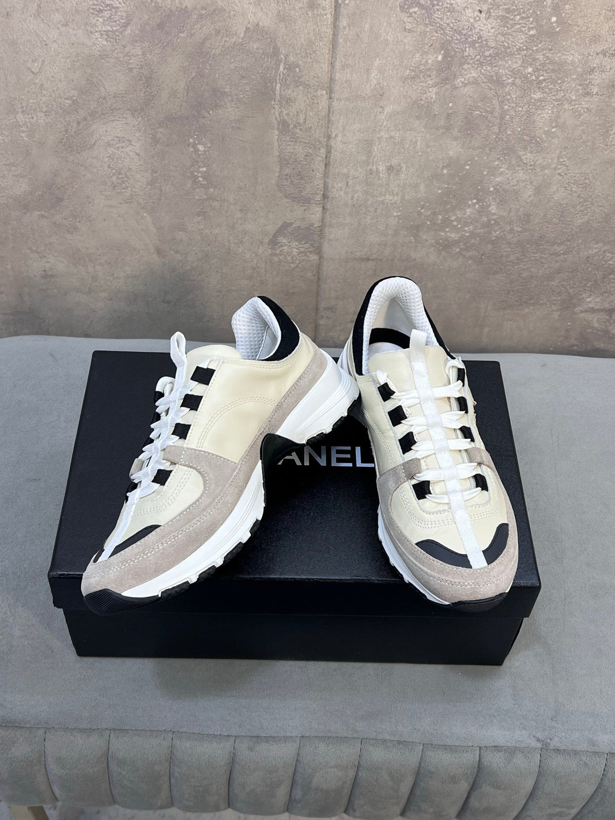C-Sneakers