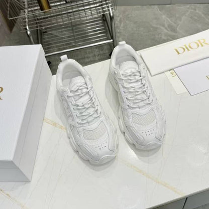D-Sneakers