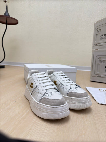 D-Sneakers