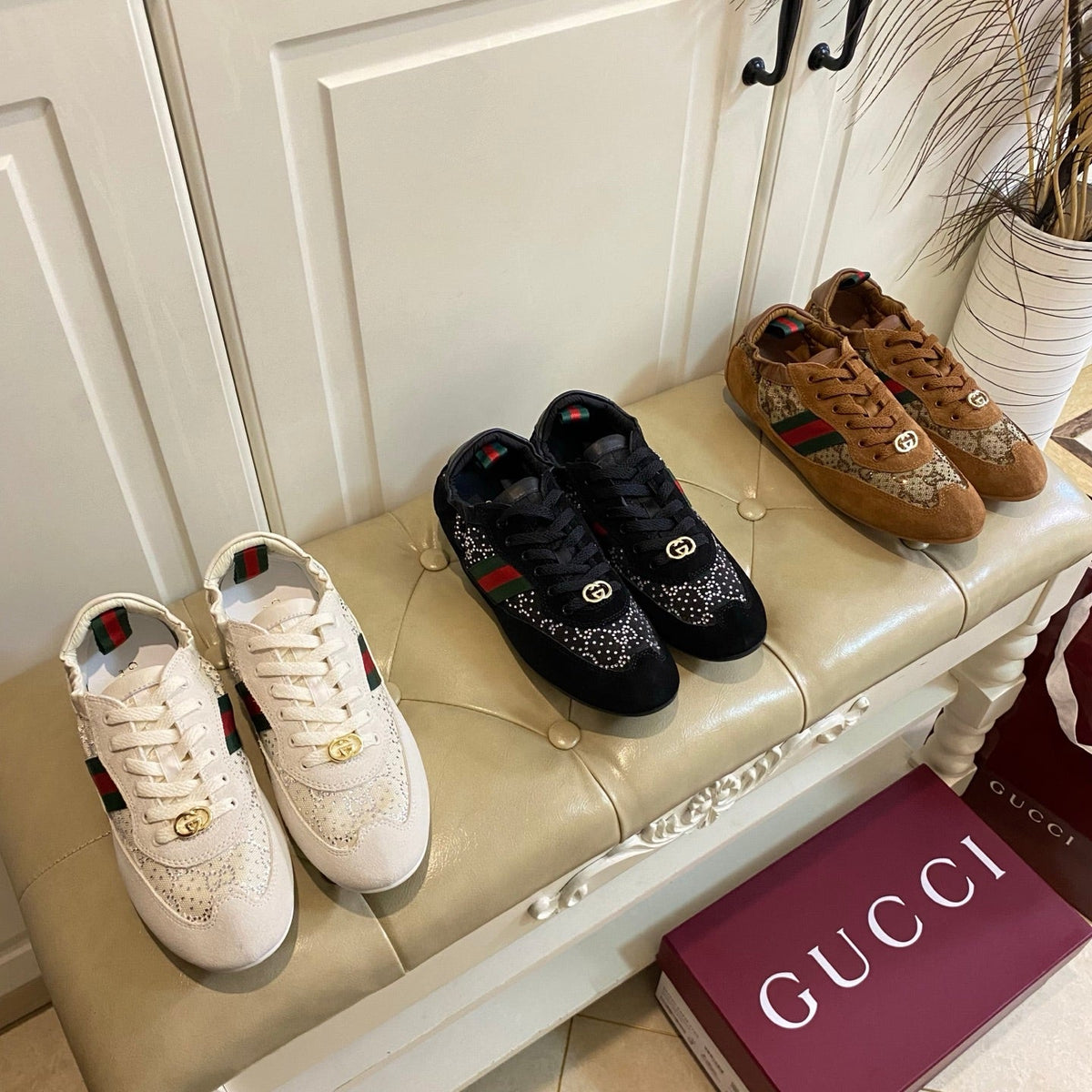 G-Sneakers