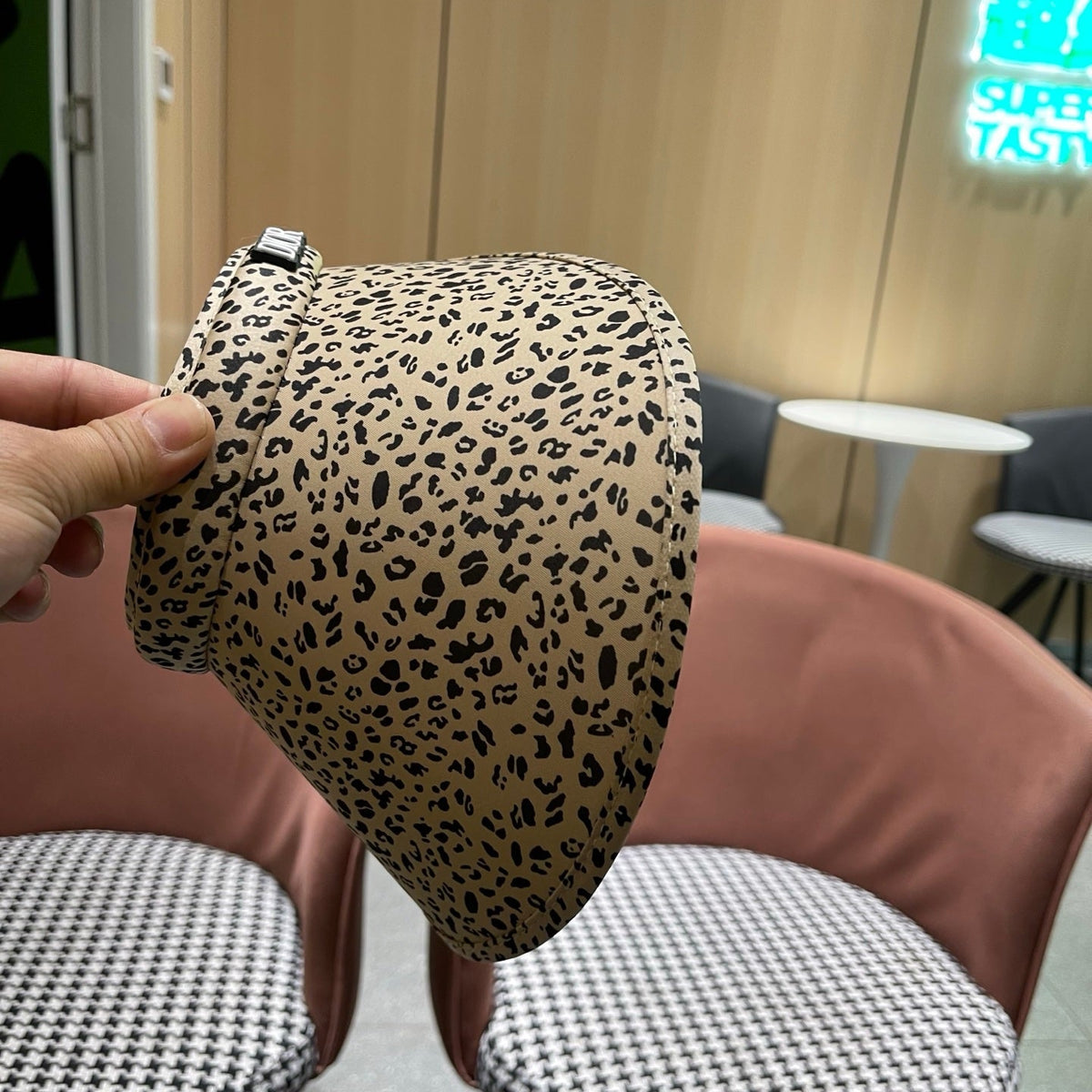 D-Cap