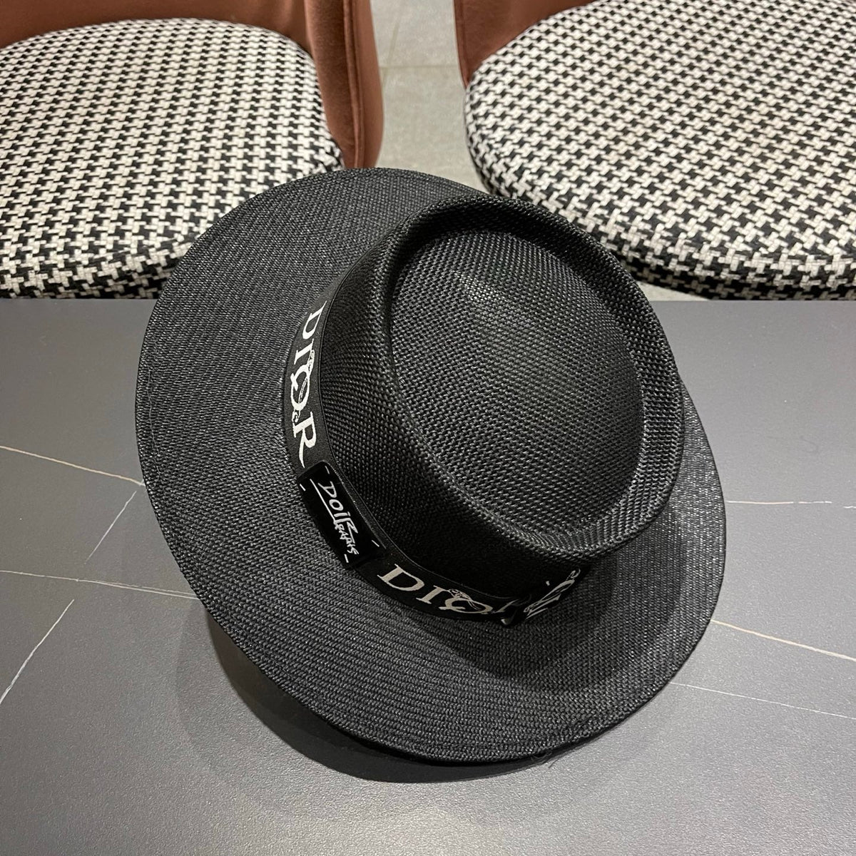 D-Cap