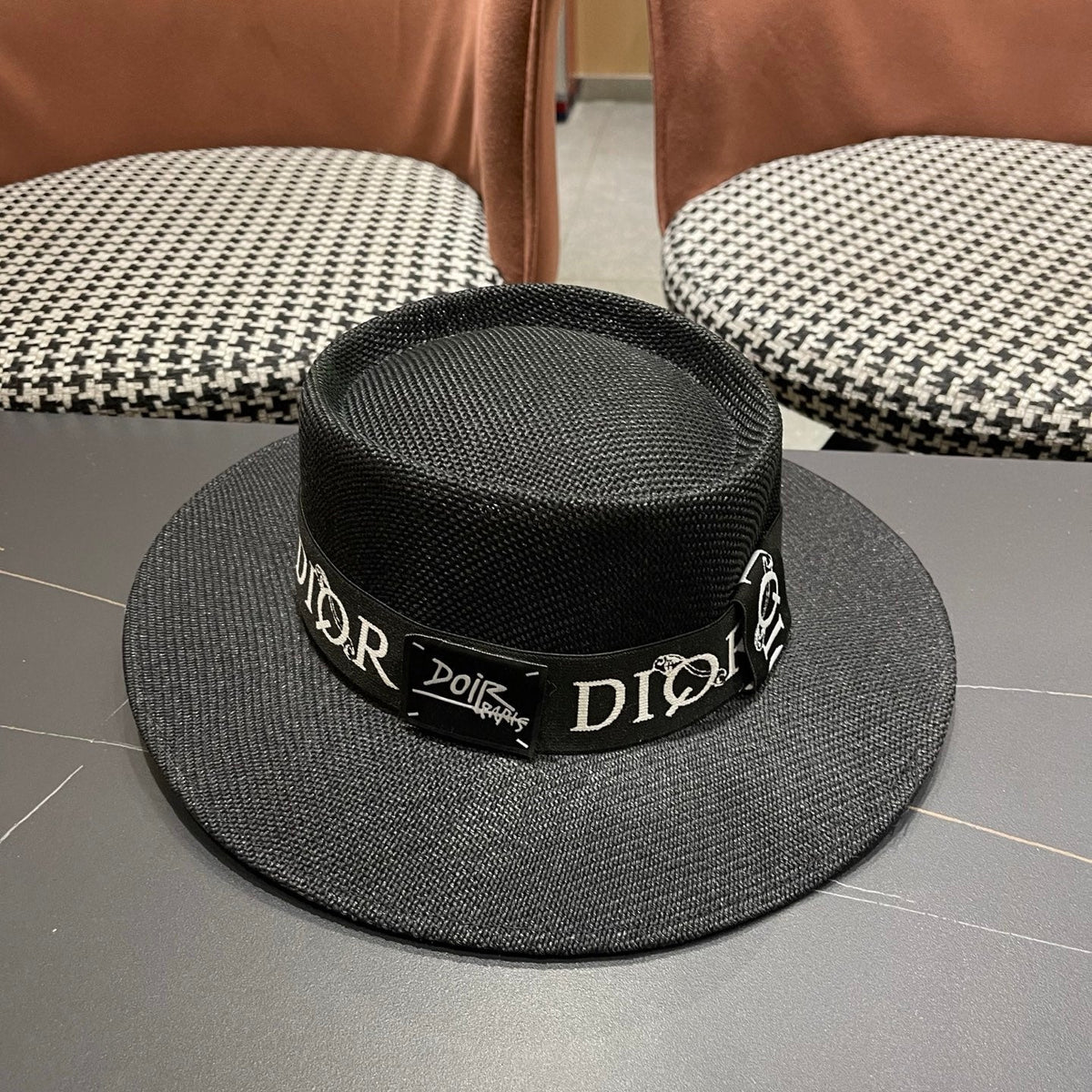 D-Cap