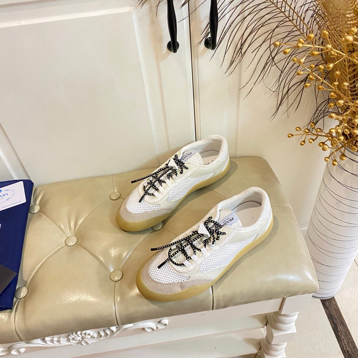 P-Sneakers