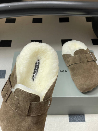 B-Sneakers