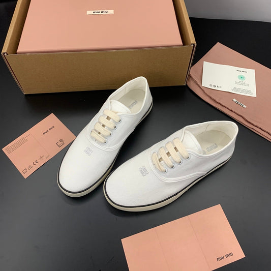M-Sneakers