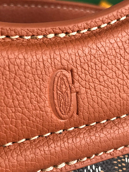 GOYA 26S BELUGA MINI BAG 23MM IN BROWN GOYARDINE CANVAS AND CALFSKIN