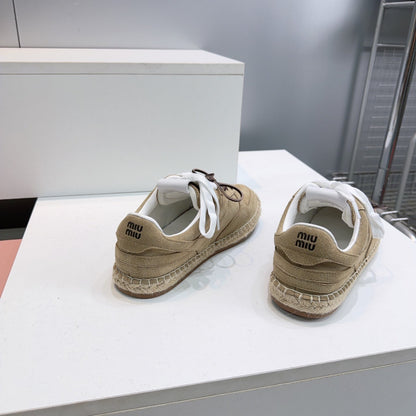 M-Sneakers
