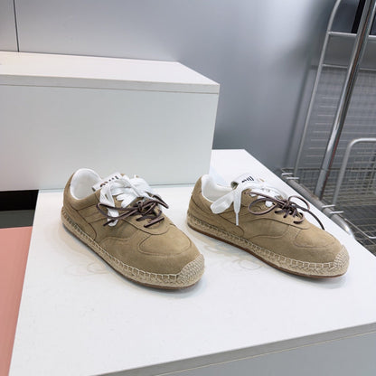 M-Sneakers