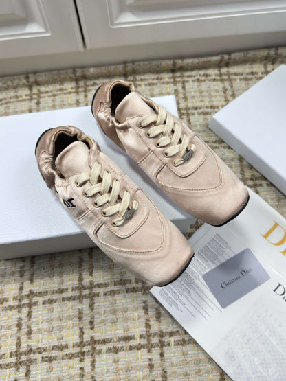 D-Sneakers