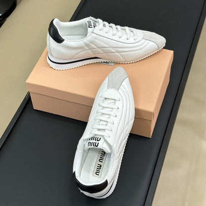 M-Sneakers