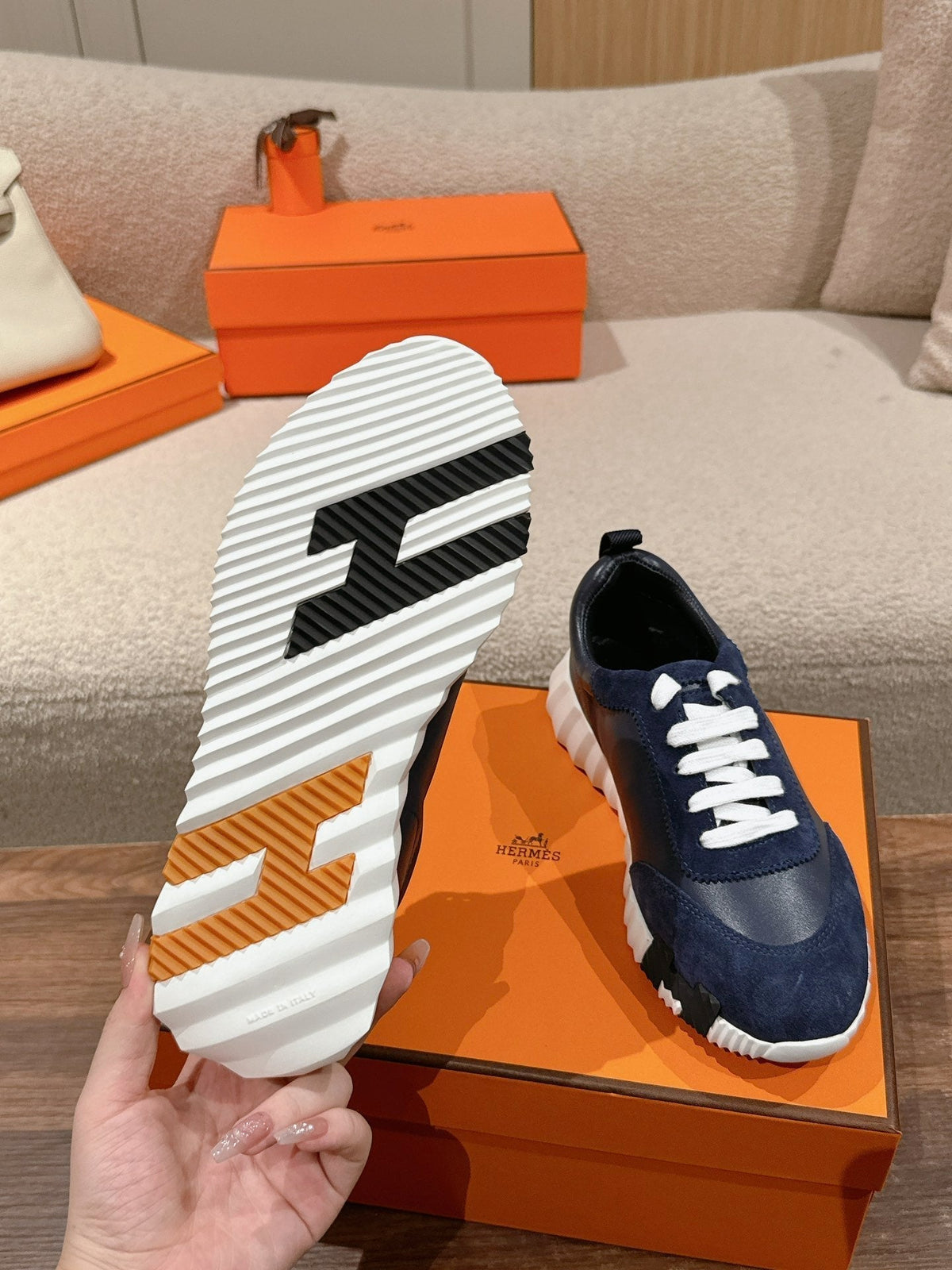 A-Sneakers