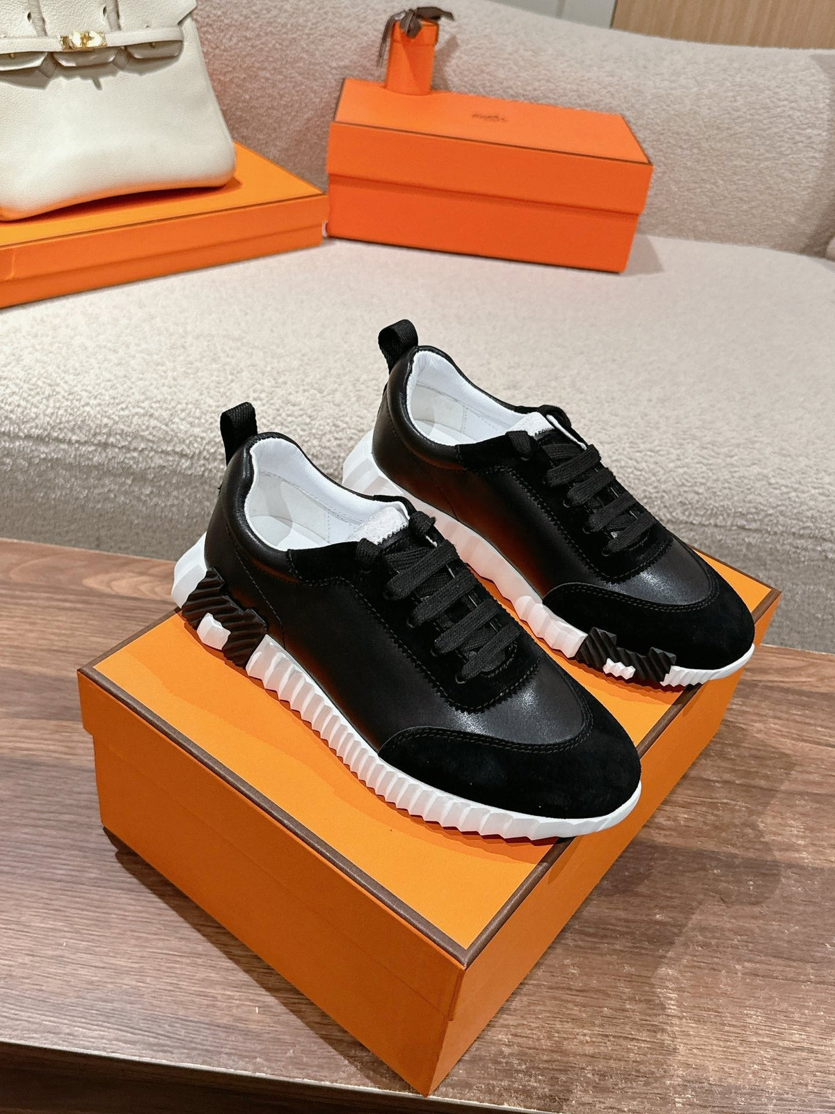 A-Sneakers