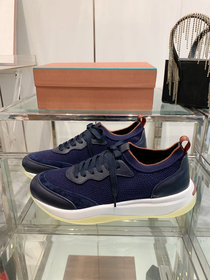 L-Sneakers