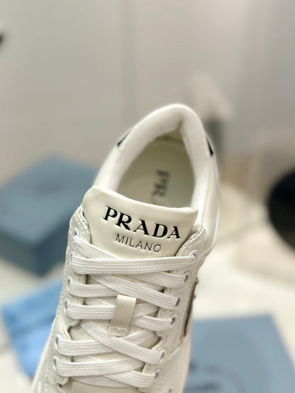 P-Sneakers