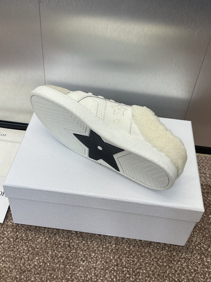 D-Sneakers