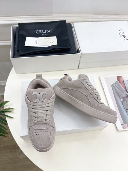 S-Sneakers